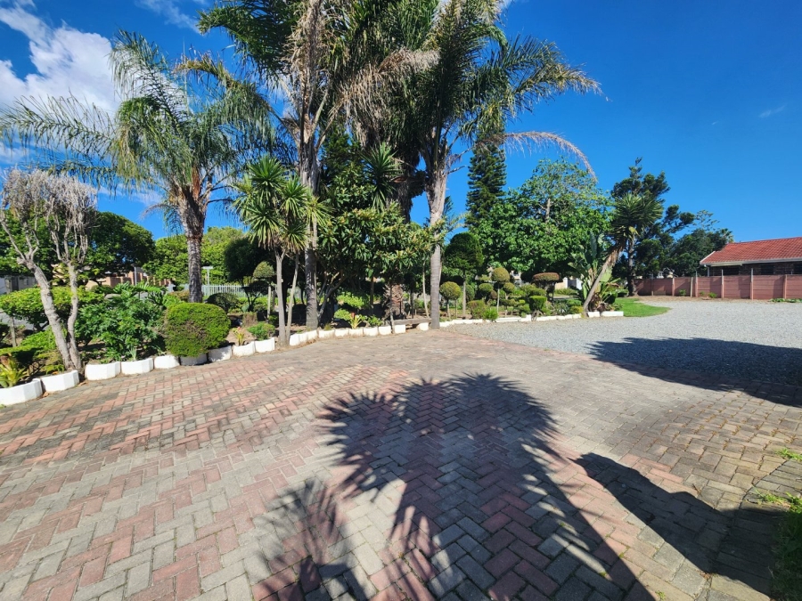 Commercial Property for Sale in Levallia Western Cape